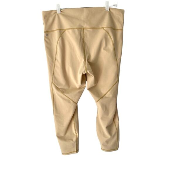 Fabletics Powerhold NWTs The Define High Waisted 7/8 Tan Leggings size 2X - Picture 5 of 9